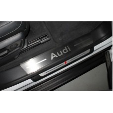 Накладки на пороги лист шлифованный надпись Аudi 4 шт для Audi Q8 2018-2022