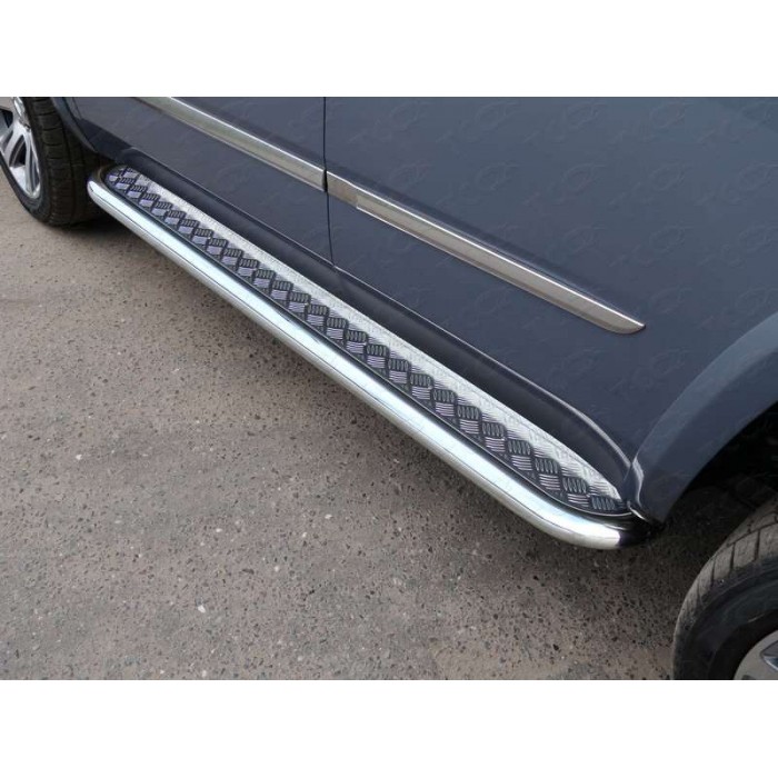 Пороги с площадкой алюминиевый лист 60 мм для Cadillac Escalade 2015-2023 артикул CADESC15-12