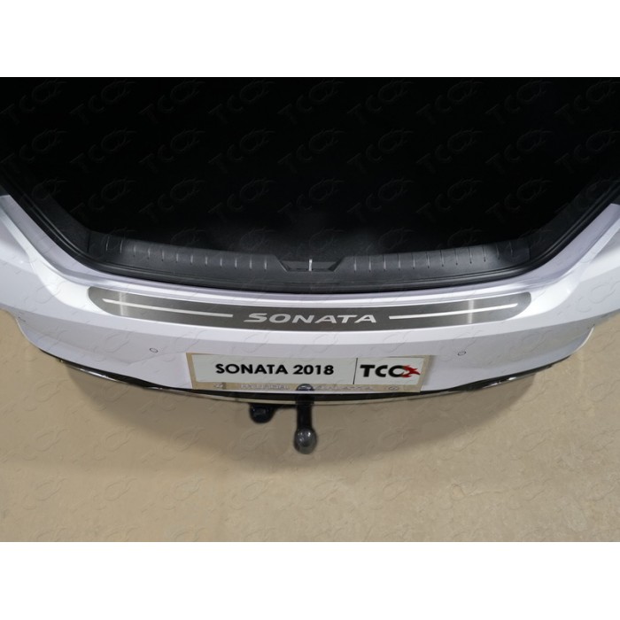 Накладка на задний бампер шлифованный лист надпись Sonata для Hyundai Sonata 2017-2019 артикул HYUNSON18-09