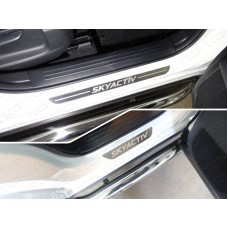 Накладки на пороги шлифованный лист надпись Skyactiv 4 штуки для Mazda CX-5 2018-2023