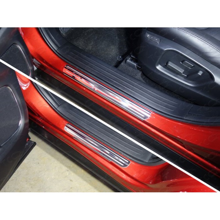Накладки на пороги лист зеркальный с полосой 4 шт для Mazda CX-9 2017-2023 артикул MAZCX917-03