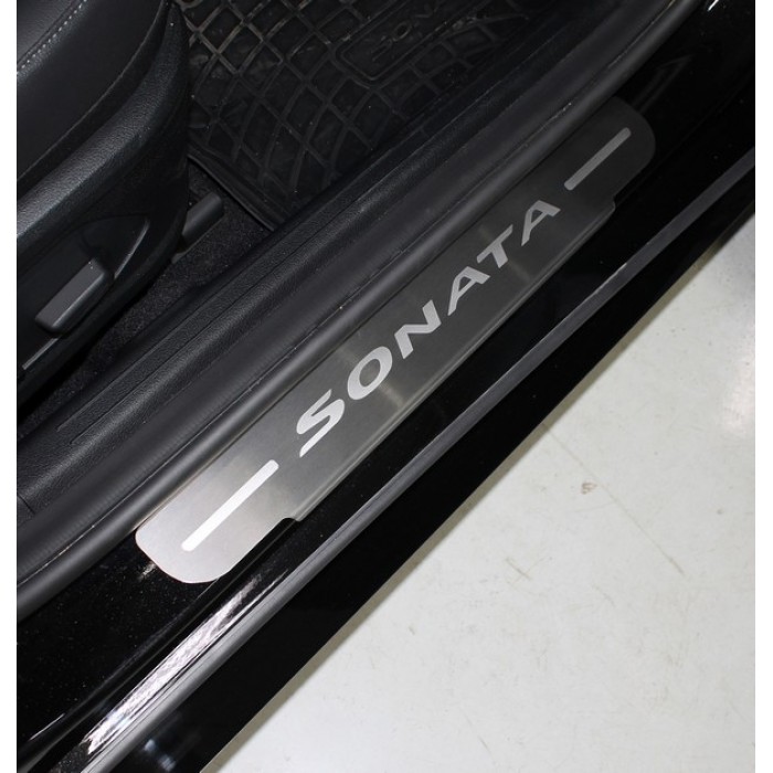 Накладки на пороги лист шлифованный надпись Sonata 4 шт для Hyundai Sonata 2019-2023 артикул HYUNSON20-10
