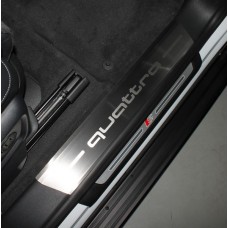 Накладки на пороги лист шлифованный надпись quattro 4 шт для Audi Q8 2018-2022