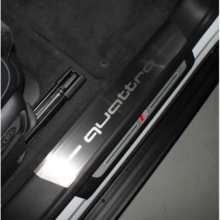 Накладки на пороги лист шлифованный надпись quattro 4 шт для Audi Q8 2018-2023 артикул AUDIQ819-03