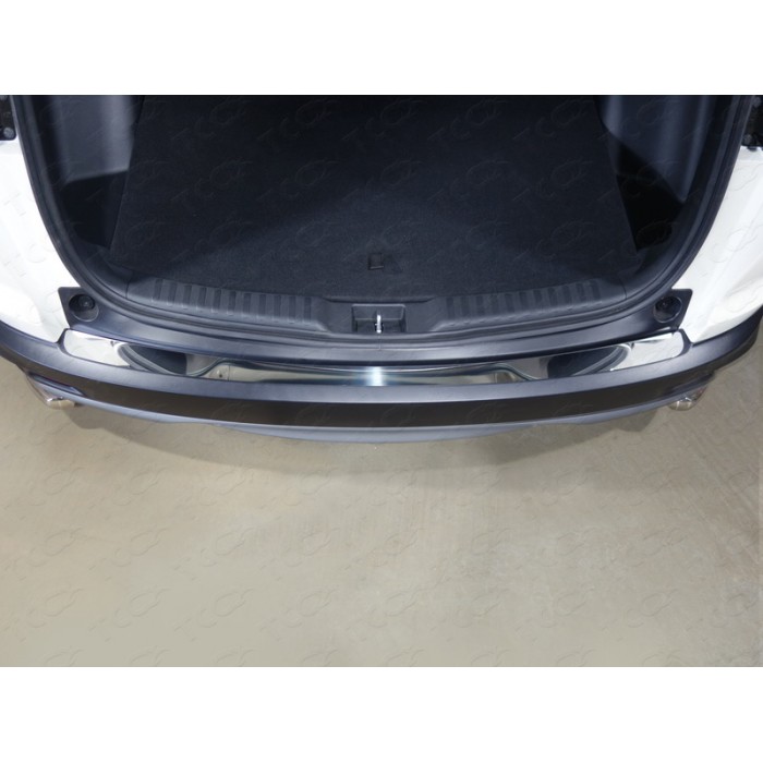 Накладка на задний бампер лист зеркальный для Honda CR-V 2017-2023 артикул HONCRV17-09