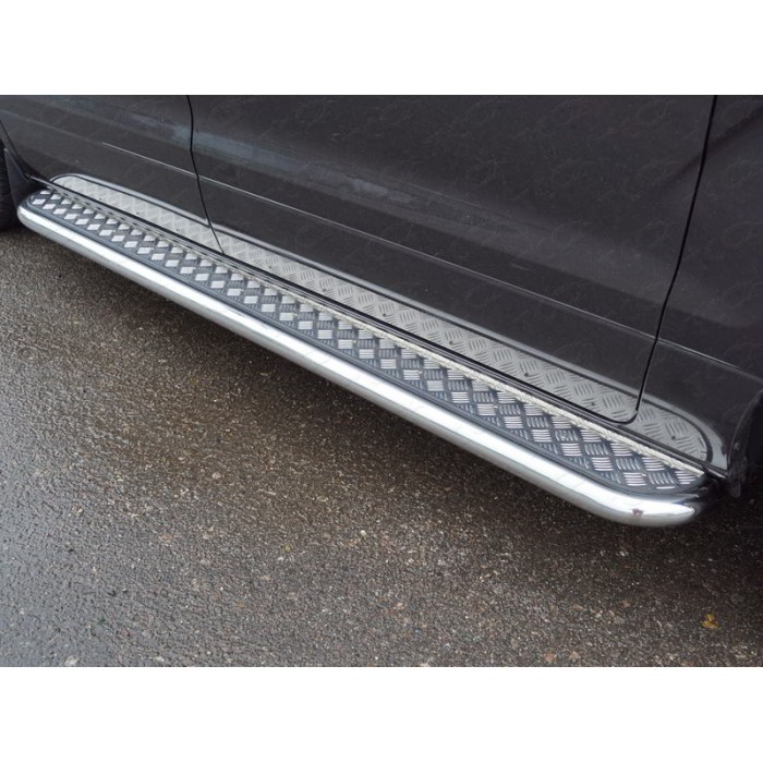 Пороги с площадкой алюминиевый лист 42 мм для Hyundai H1 Starex 2007-2018 артикул HYUNH113-09