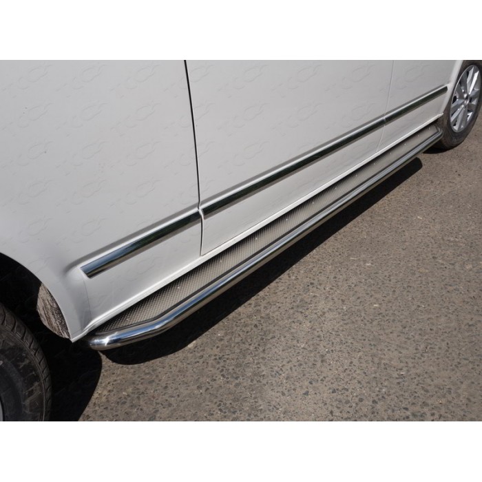 Пороги с площадкой нержавеющий лист 42 мм для Volkswagen Multivan T6 Long 2015-2023 артикул VWMULT15LONG-26