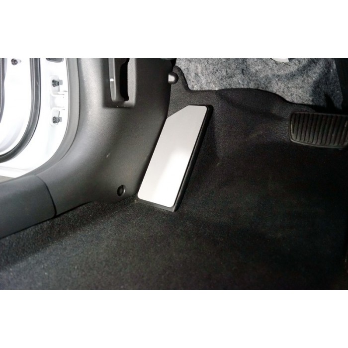 Накладка площадки левой ноги лист алюминий 4 мм для Kia Carnival 2020-2023 артикул KIACAR21-11