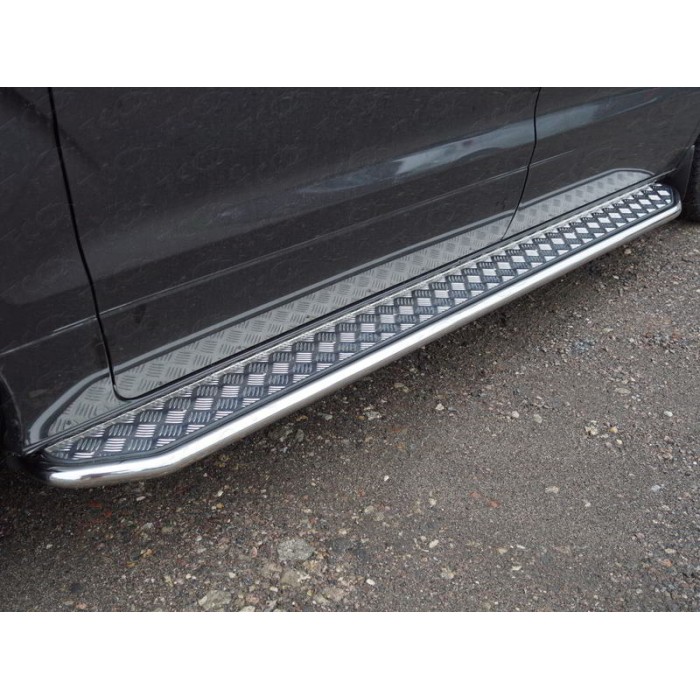 Пороги с площадкой алюминиевый лист 42 мм для Hyundai H-1 Starex 2019-2021 артикул HYUNH118-08