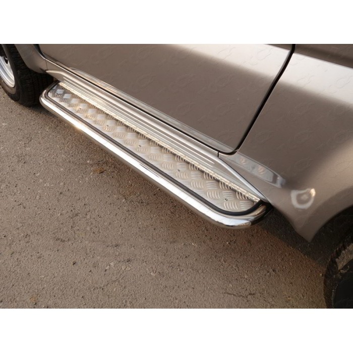Пороги с площадкой алюминиевый лист 42 мм для Suzuki Jimny 2012-2018 артикул SUZJIM16-15
