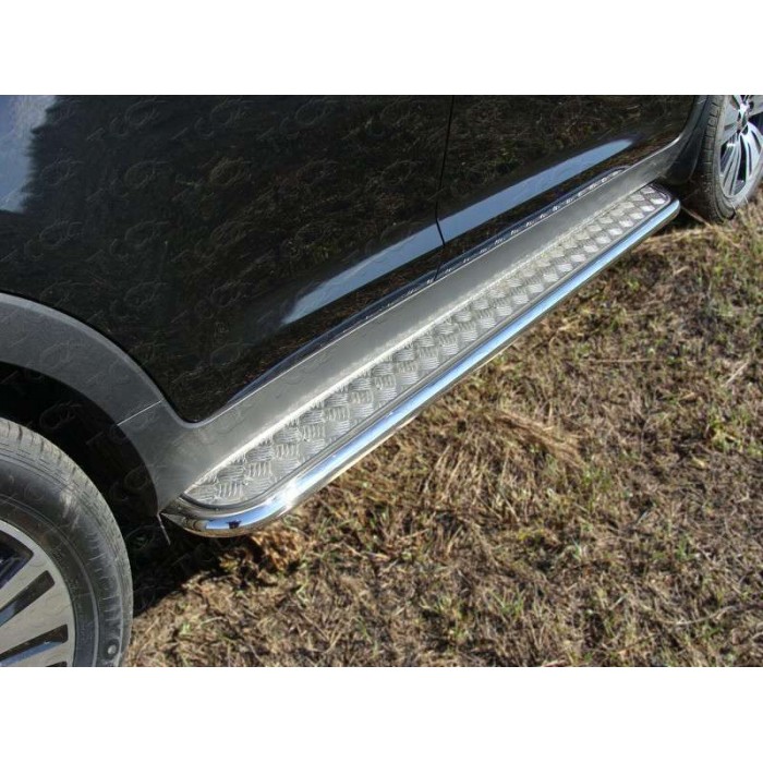 Пороги с площадкой алюминиевый лист 42 мм для Kia Sportage 2014-2015 артикул KIASPORT14-08
