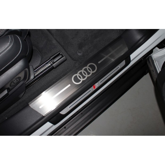 Накладки на пороги лист шлифованный надпись логотоп Аudi 4 шт для Audi Q8 2018-2023 артикул AUDIQ819-05