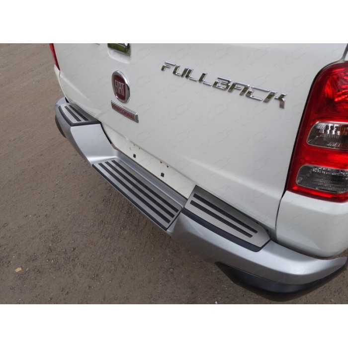 Накладки на задний бампер шлифованный лист 3 штуки для Fiat Fullback 2016-2020 артикул FIAFUL16-38