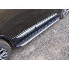 Пороги алюминиевые ТСС с накладкой серые для Mitsubishi Outlander 2019-2023