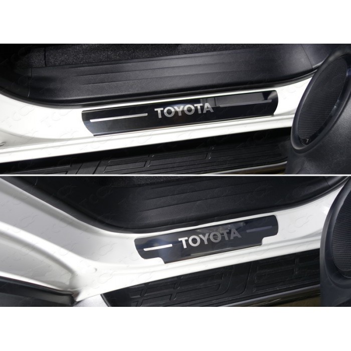 Накладки на пороги зеркальный лист надпись Toyota 4 штуки для Toyota Fortuner 2017-2023 артикул TOYFORT17-03