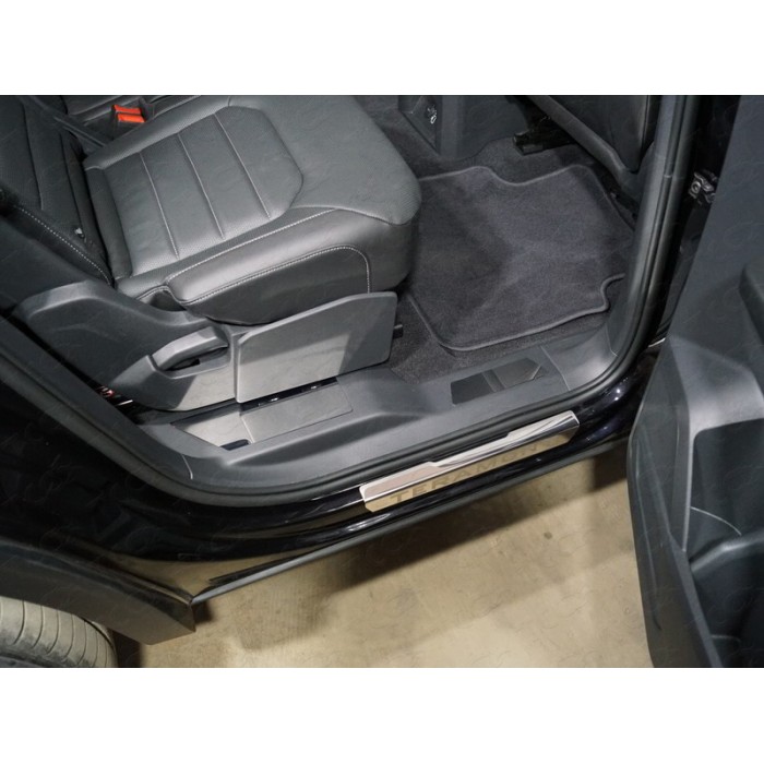 Накладки на пластиковые пороги задние лист зеркальный 4 шт для Volkswagen Teramont 2018-2023 артикул VWTER18-08
