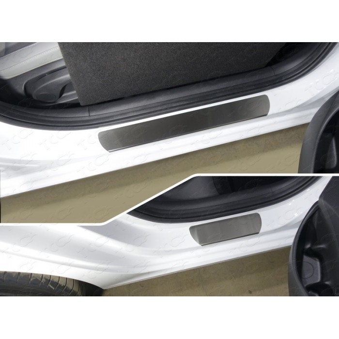 Накладки на пороги шлифованный лист 4 штуки для Hyundai i30 2017-2023 артикул HYUNI3017-03