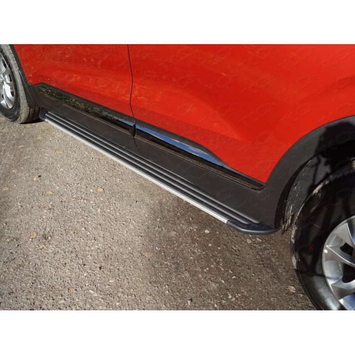 Пороги алюминиевые Slim Line Silver для Hyundai Santa Fe 2018-2020 артикул HYUNSF18-25S