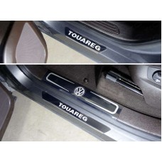 Накладки на пороги внутренние и внешние зеркальные надпись для Volkswagen Touareg R-Line 2014-2017