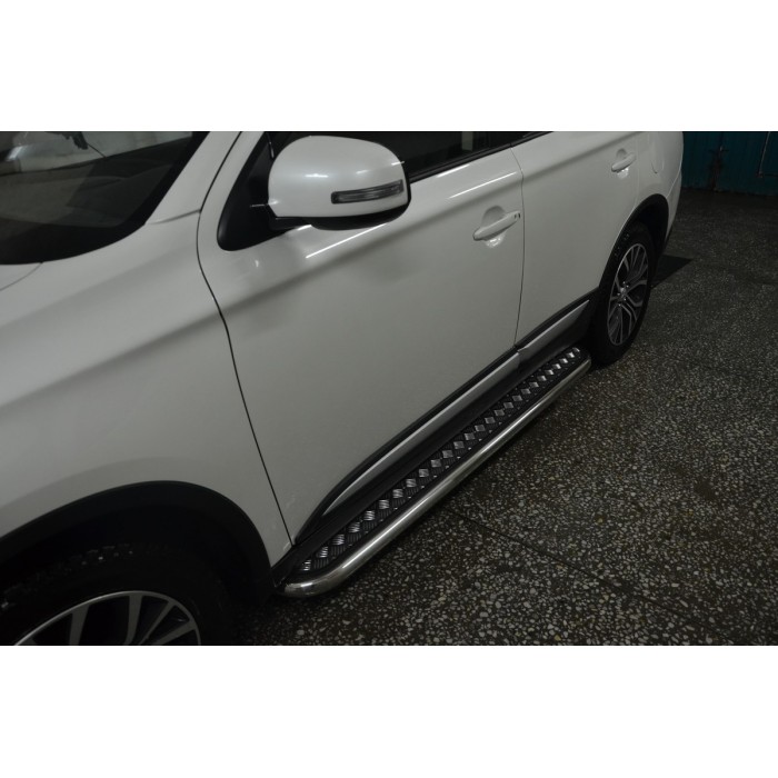 Пороги с площадкой алюминиевый лист 53 мм для Mitsubishi Outlander 2015-2018
