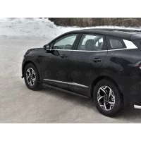 Пороги труба 57 мм, вариант 1 чёрные для Kia Sportage 2021-2024