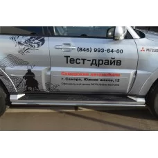 Пороги труба 42 мм вариант 3 для Mitsubishi Pajero IV 2011-2014