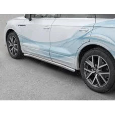 Пороги труба 57 мм Вариант 3 для Volkswagen Touareg 2018-2024