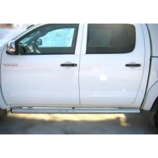 Пороги труба 76 мм вариант 2 для Toyota Hilux 2008-2015