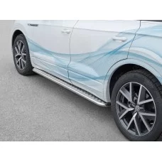 Пороги с площадкой алюминиевый лист 42 мм вариант 2 для Volkswagen Touareg 2018-2024