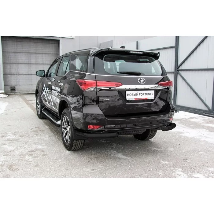 Уголки 76 мм чёрные для Toyota Fortuner 2017-2020 артикул TFOR009B
