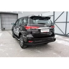 Защита заднего бампера двойная 76-42 мм длинная чёрная для Toyota Fortuner 2017-2020