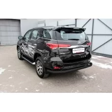 Защита заднего бампера 76 мм длинная чёрная для Toyota Fortuner 2017-2020