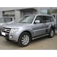 Пороги с площадкой алюминиевый лист 60 мм для Mitsubishi Pajero 4 2006-2011