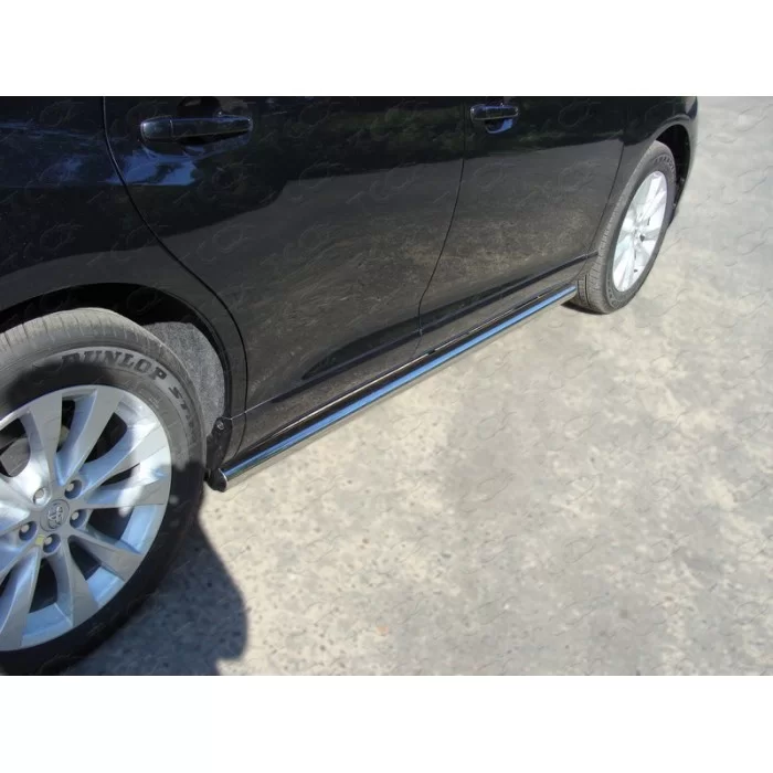 Пороги труба 60 мм для Toyota Venza 2012-2017 артикул TOYVEN13-06