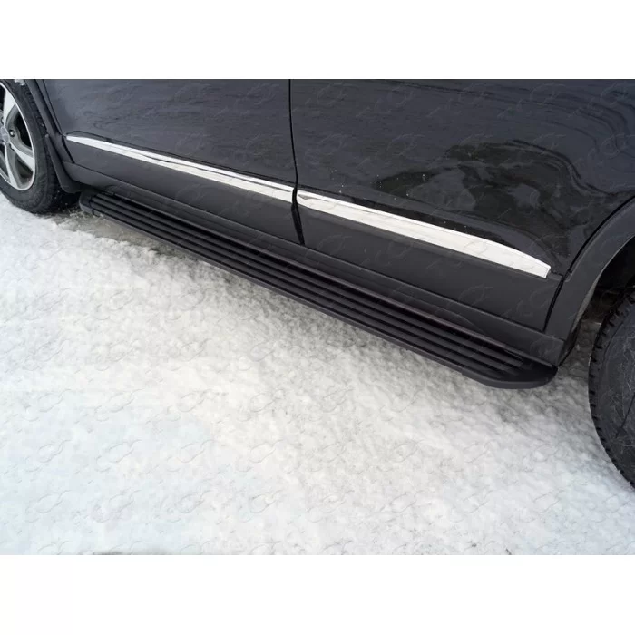 Пороги алюминиевые Slim Line Black для Haval F7 2019-2022 артикул HAVF719-35B