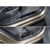 Накладки на пластиковые пороги лист зеркальный 4 шт для Volkswagen Touareg 2018-2024