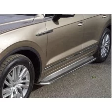 Пороги с площадкой нержавеющий лист 75х42 мм для Volkswagen Touareg 2018-2024