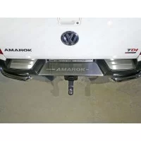 Накладка на задний бампер лист шлифованный надпись Amarok для Volkswagen Amarok 2016-2024
