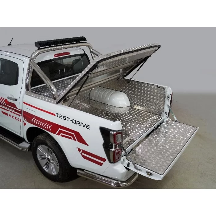 Защита кузова (для крышки) 76 мм со светодиодной фарой для Isuzu D-Max 2019-2024 артикул ISDMAX19-34