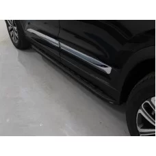 Пороги алюминиевые с пластиковой накладкой карбон черные для Chery Tiggo 8 2020-2024