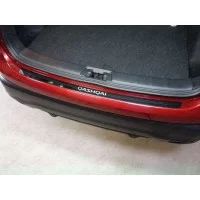 Накладка на задний бампер с надписью Qashqai зеркальный лист для Nissan Qashqai (СПБ) 2015-2019