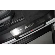 Накладки на пороги лист шлифованный надпись Аudi 4 шт для Audi Q8 2018-2024