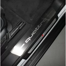 Накладки на пороги лист шлифованный надпись quattro 4 шт для Audi Q8 2018-2024