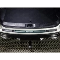 Накладка на задний бампер зеркальный лист надпись Toyota для Toyota Highlander 2017-2019