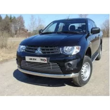 Защита переднего бампера овальная 75х42 мм для Mitsubishi L200 2014-2015