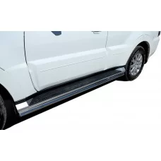 Защита штатных порогов 42 мм для Mitsubishi Pajero 2006-2024