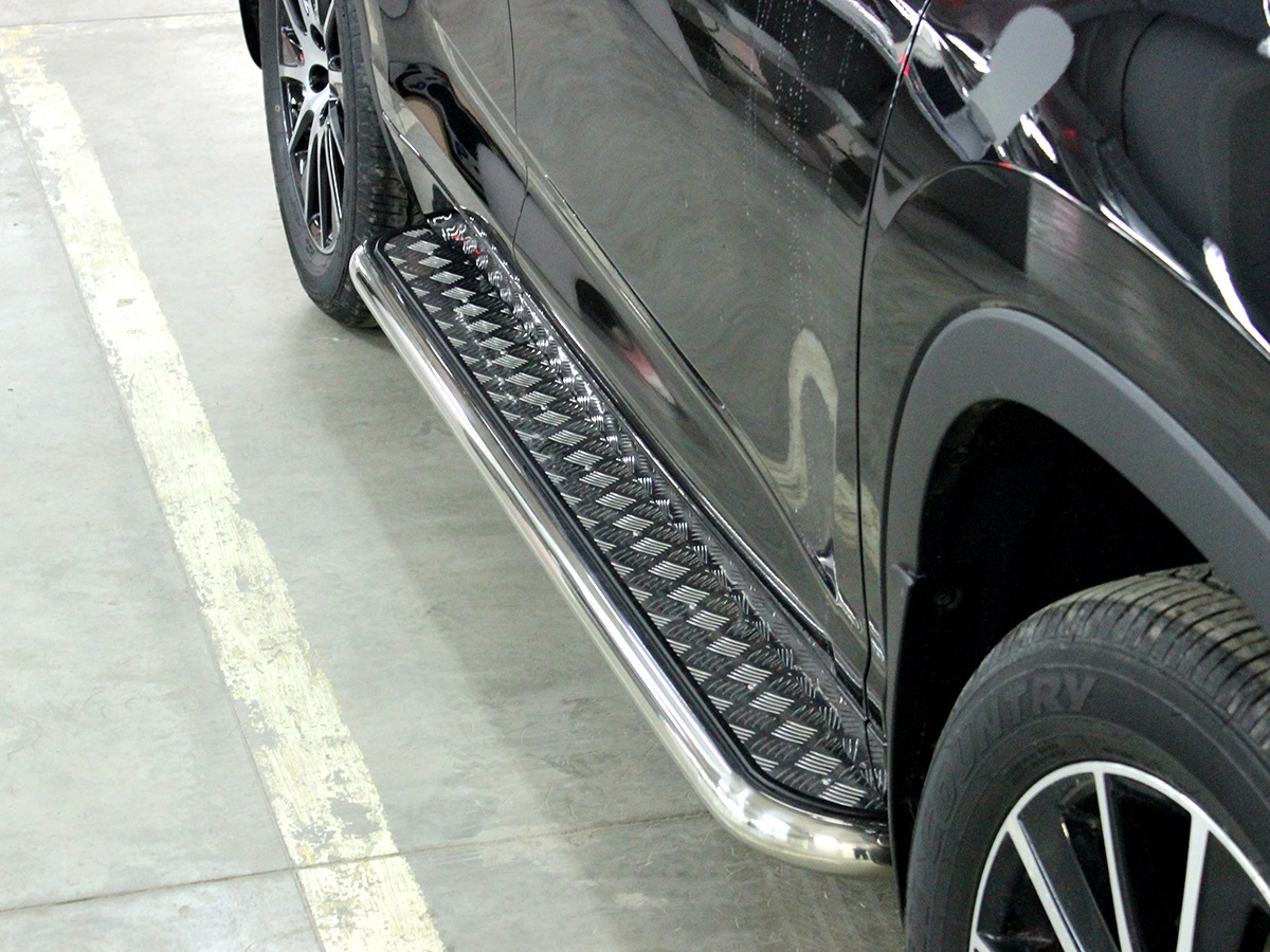 Пороги на хайлендер. Пороги для toyota highlander. Накладки на пороги highlander. Пороги на хайлендер. Защита порогов хайлендер 2012.